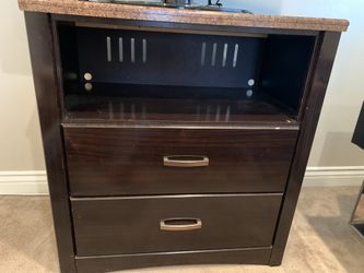 Tv dresser