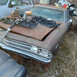 Auto parts roller  69 el Camino need bed floor