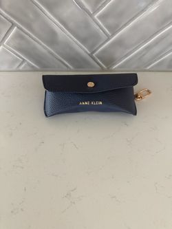 Eye glass case