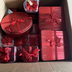 Gift Boxes/Tins
