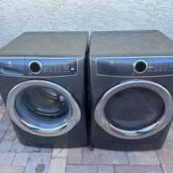 Like new Electrolux Washer and Gas Dryer