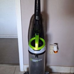 Bissell Clean view Swivel Pet Vacuum 