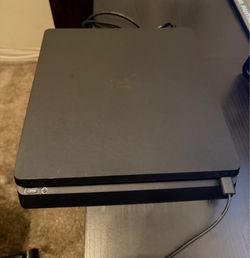 PS4 Slim