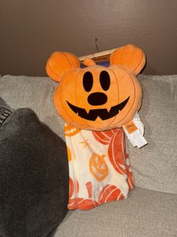 Mickey Halloween Blanket
