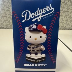 2013 Hello Kitty Dodgers Bobblehead