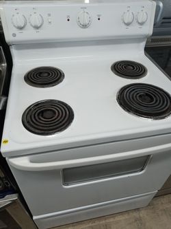 GE white coiltop stove - Free delivery