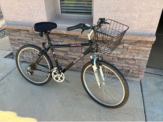 Trail mountain bike