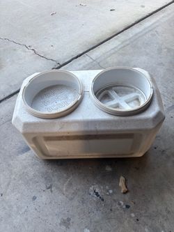 Gamma2 Vittles Vault 2-in-1 Elevated Dog Food Storage