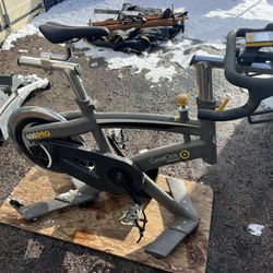 CycleOps Power 400 Pro Indoor Cycle Trainer / Stationary Exercise Bike 