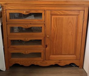 Wooden Kid Dresser