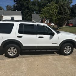 2006 Ford Explorer