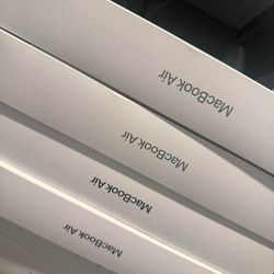 Buy MacBooks 