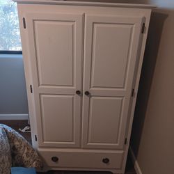 Armoire