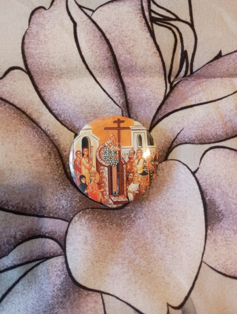 3/$10 π Religious Orthodox Art Button Pin of St. George
