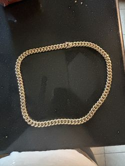 10 K Gold Chain