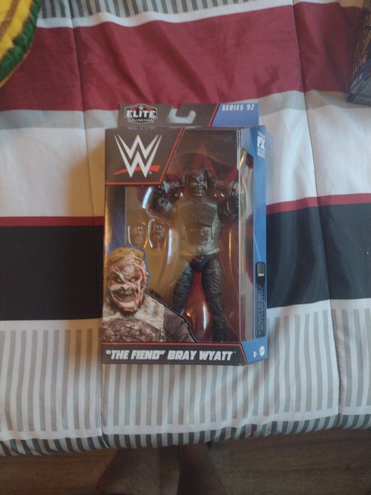 WWE Elite 92 "The Fiend" Bray Wyatt
