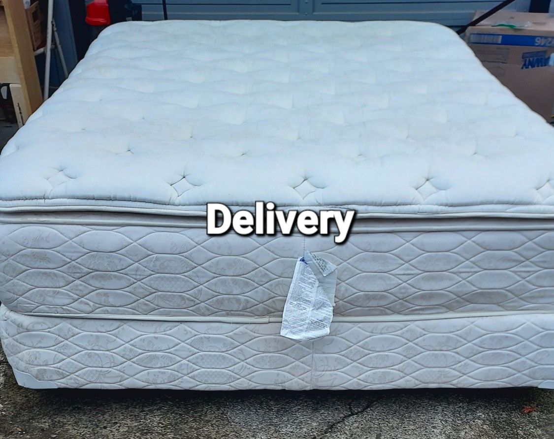 Queen Pillow Top Memory Foam Hybrid Mattress And Box Springs With Metal Frame 