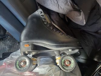 Skates