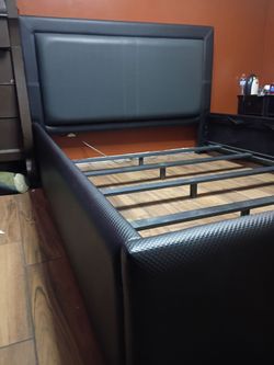 Queen size bed frame and headboard
