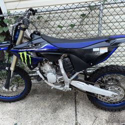 Yz125