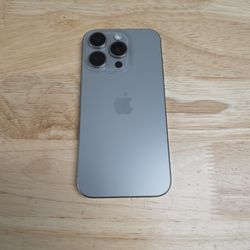 IPHONE 15 PRO.   128GB***UNLOCK ANY SIM 