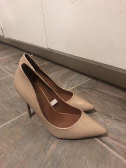 Beige pink heels