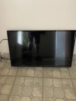 Polaroid tv