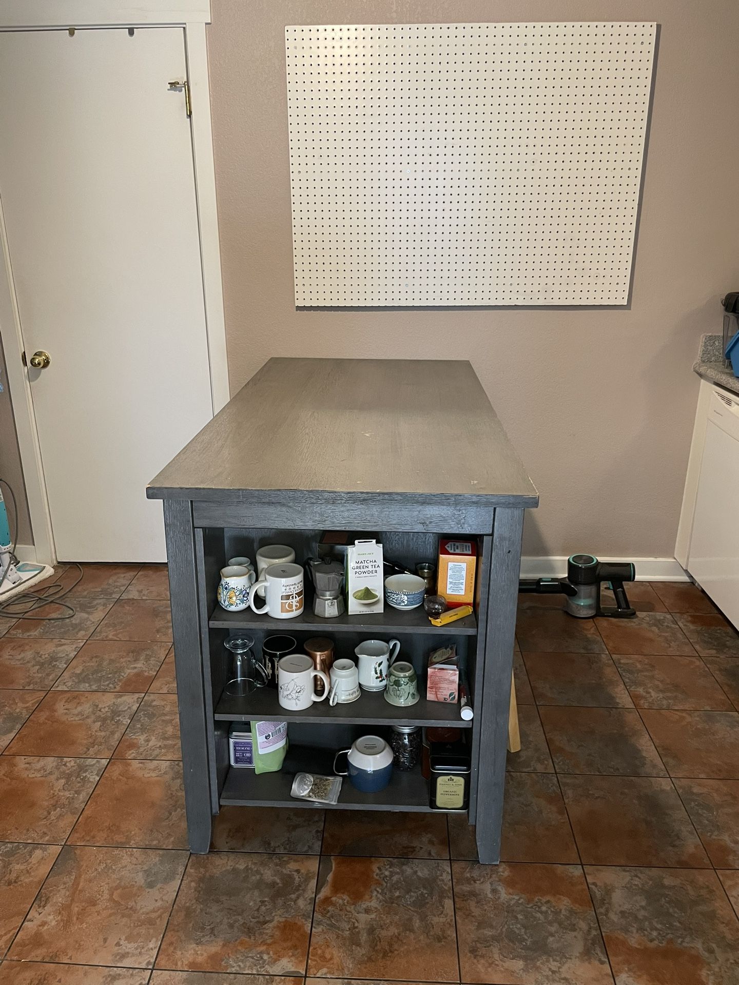 Kitchen Table/Island