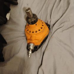 Nailer. (Palm nailer)