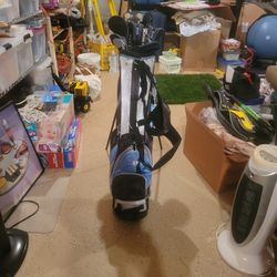  LEFTY RAM GOLF CLUBS AND BAG