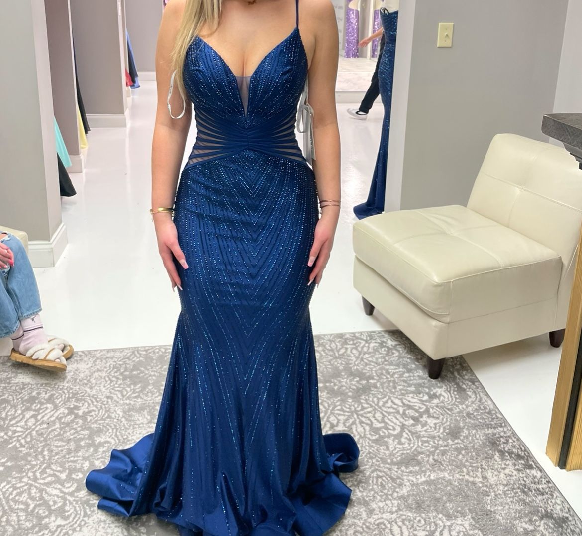 Prom Dress (Ellie Wild)