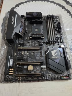 Gigabyte ga ax370-gaming k7 motherboard