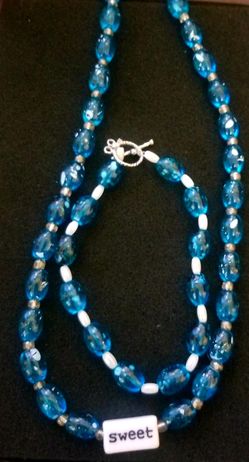 Glass bead necklace