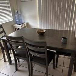 Kitchen Table 