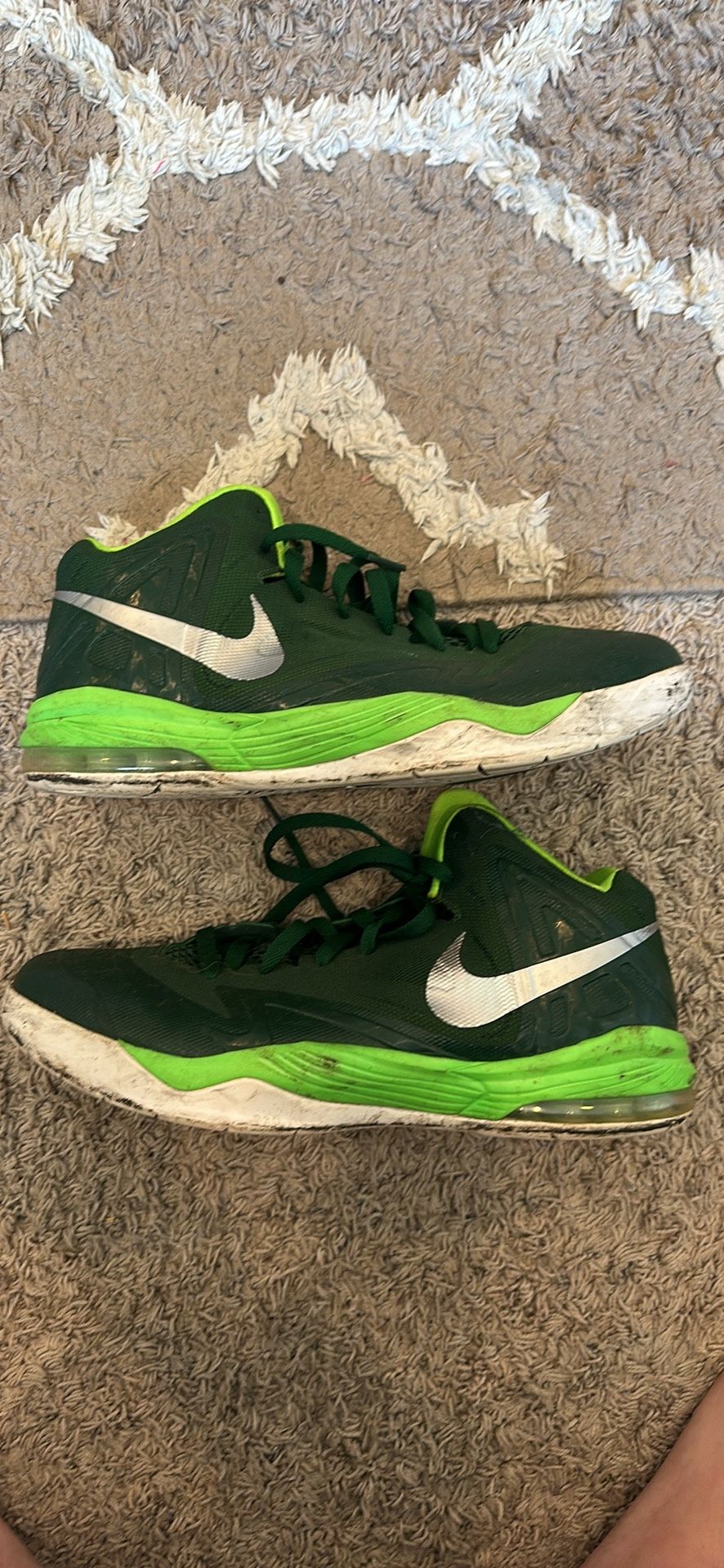 Used Nike Air Max Basketball Shoes Green Size 10.5