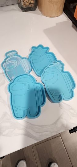 Resin/crayon Molds