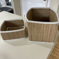 Wooden Basket For Material Storage 