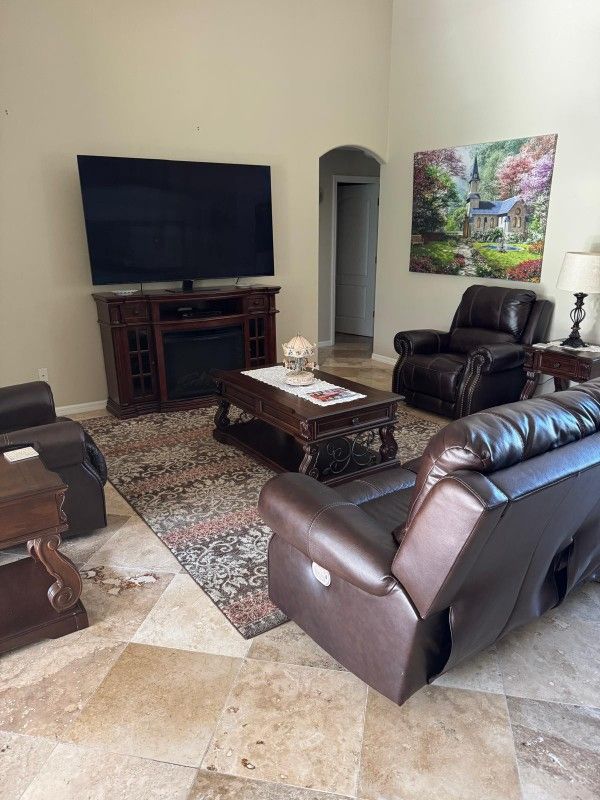 Ashley's Leather Sofa Set