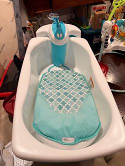 Baby bathtub