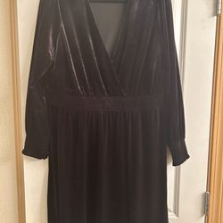 Women’s Black Velvet Dress 