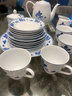 21-Piece  China Tea Set for Adults, Blue and White . Hand painted