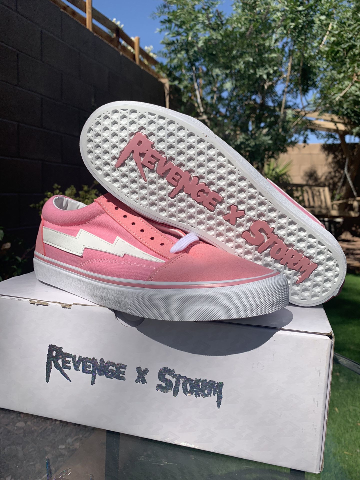 Revenge x Storm LA Pink for Sale in Maricopa AZ OfferUp