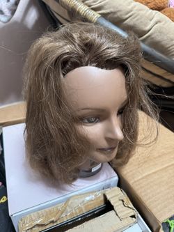 Hairart mannequin