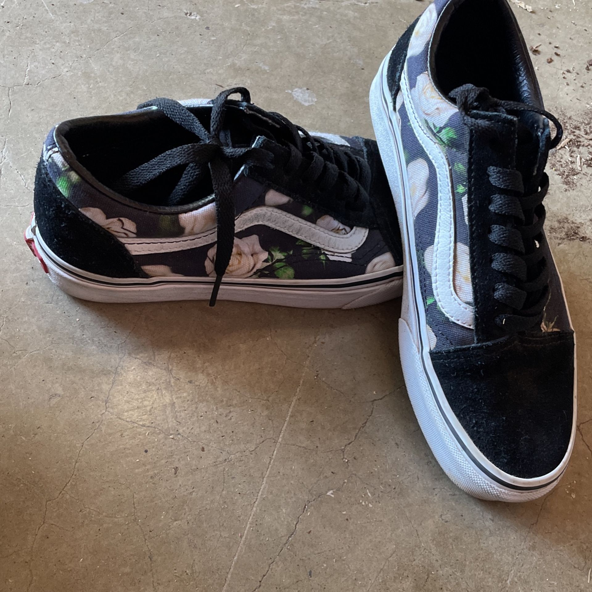 Women’s Vans 6.5