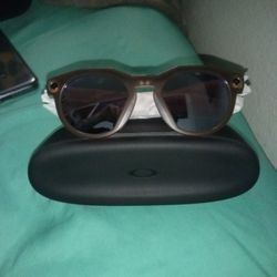 Oakley Meta Sunglasses 