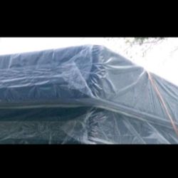 King size new thick pillow top bed can de