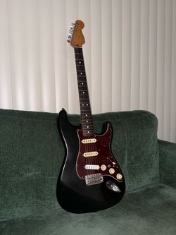 Fender Stratocaster Electric Guitar Black