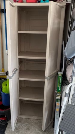 Storage shelf
