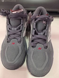 New balance size 6.5 women's shoes