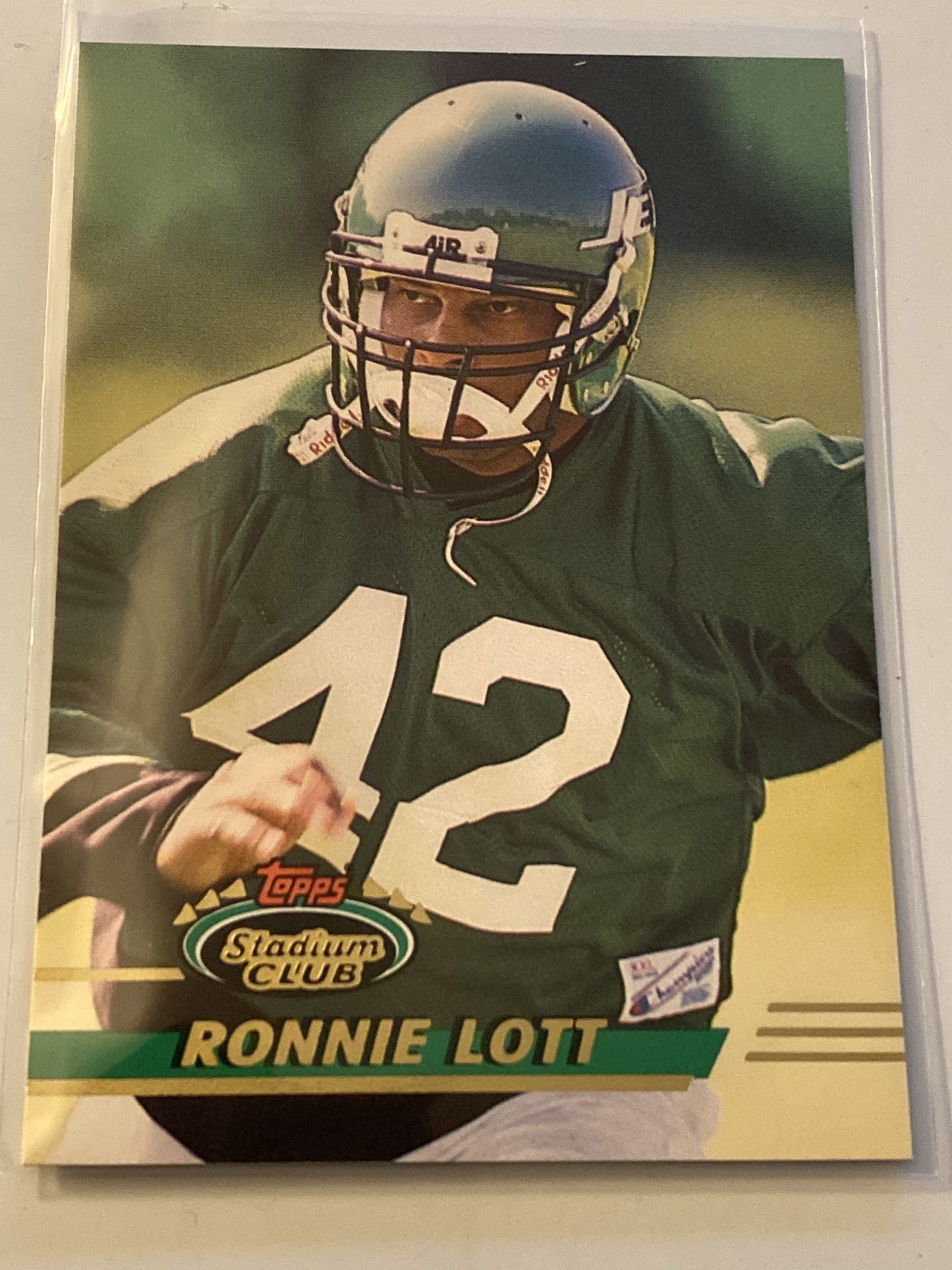 Ronnie Lott New York Jets Hall of Fame Safety Stadium Club Card. for